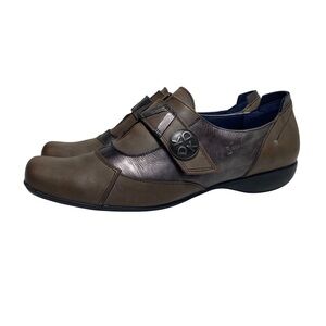 DORKING | Brown Leather Slip-On Loafers Size 7/7.5